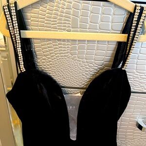 AKIRA Heiress Embellished Strap Velvet Plunge Bodysuit, small (S), black.